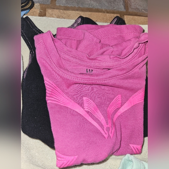 Girls 18 piece sz 6 5 4 3 2. Tops, bottoms, leotards, etc. EUC. GREAT DEAL ๐ - Picture 5 of 6